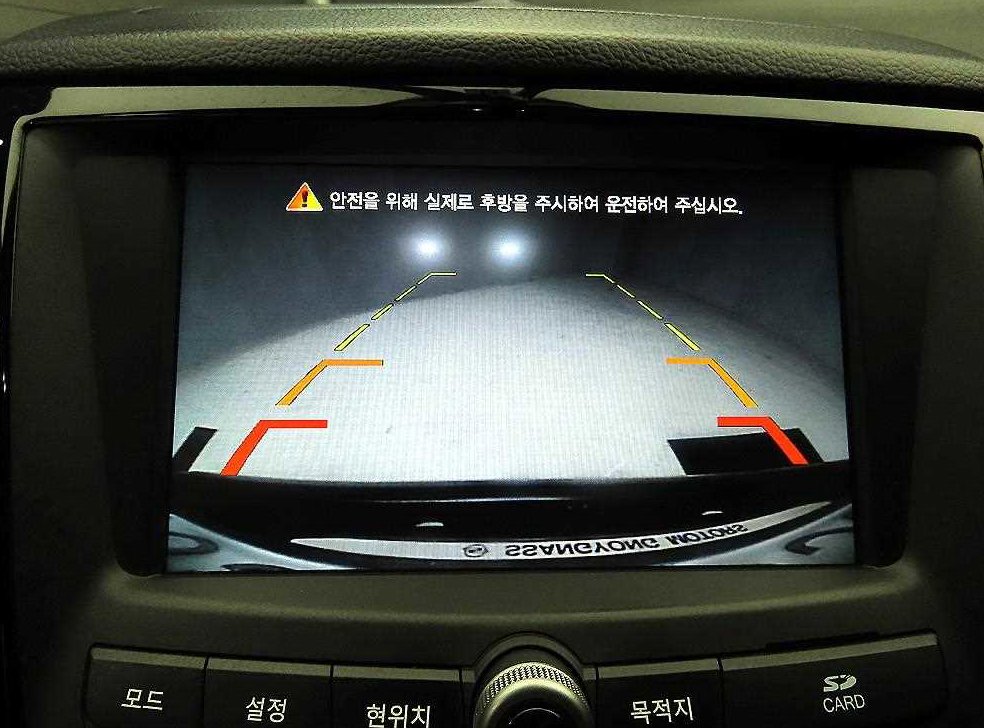 KG모빌리티(쌍용)  티볼리 디젤 4WD 1.6 LX 사진 16