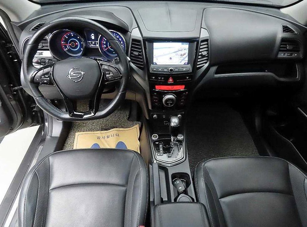 KG모빌리티(쌍용)  티볼리 디젤 4WD 1.6 LX 사진 7