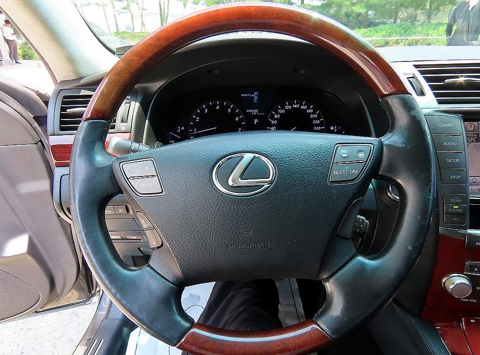 렉서스 LS 5인승 사진 8