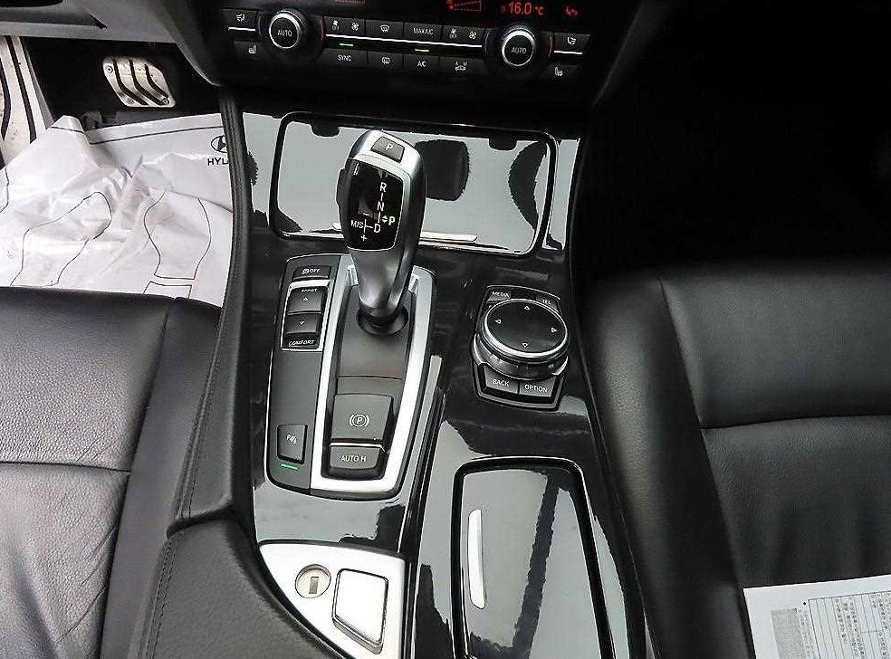 BMW 5시리즈 520d 사진 10