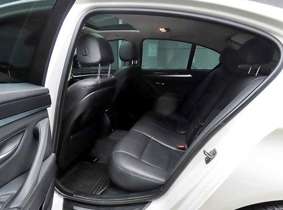 BMW 5시리즈 520d 사진 6