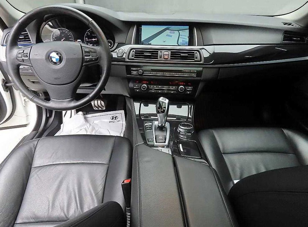 BMW 5시리즈 520d 사진 7