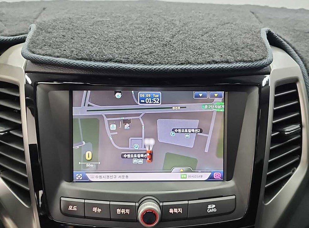 KG모빌리티(쌍용)  티볼리 가솔린 2WD 1.6 LX 사진 14