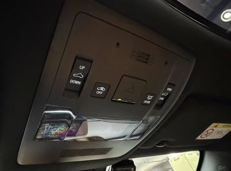 렉서스 UX 2.0 2WD 사진 12