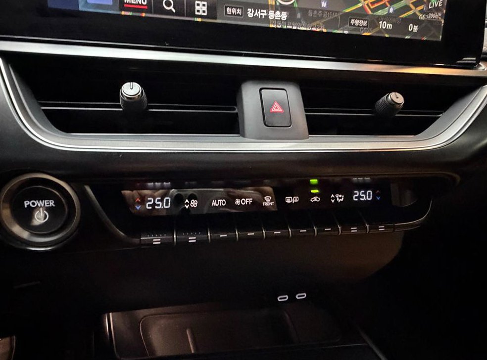 렉서스 UX 2.0 2WD 사진 15