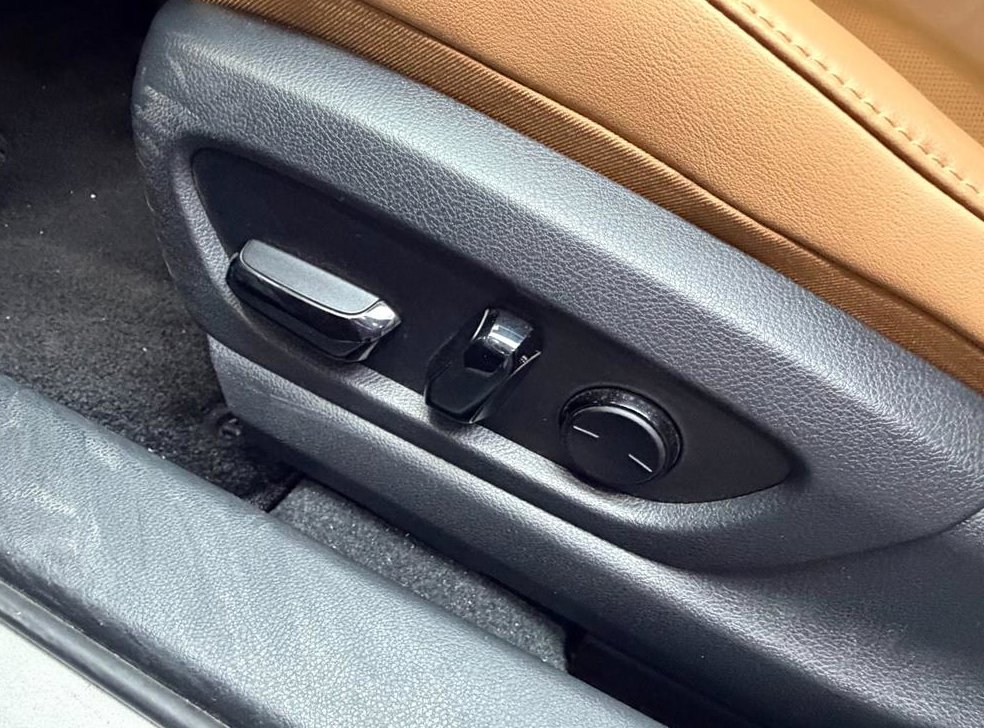렉서스 UX 2.0 2WD 사진 17