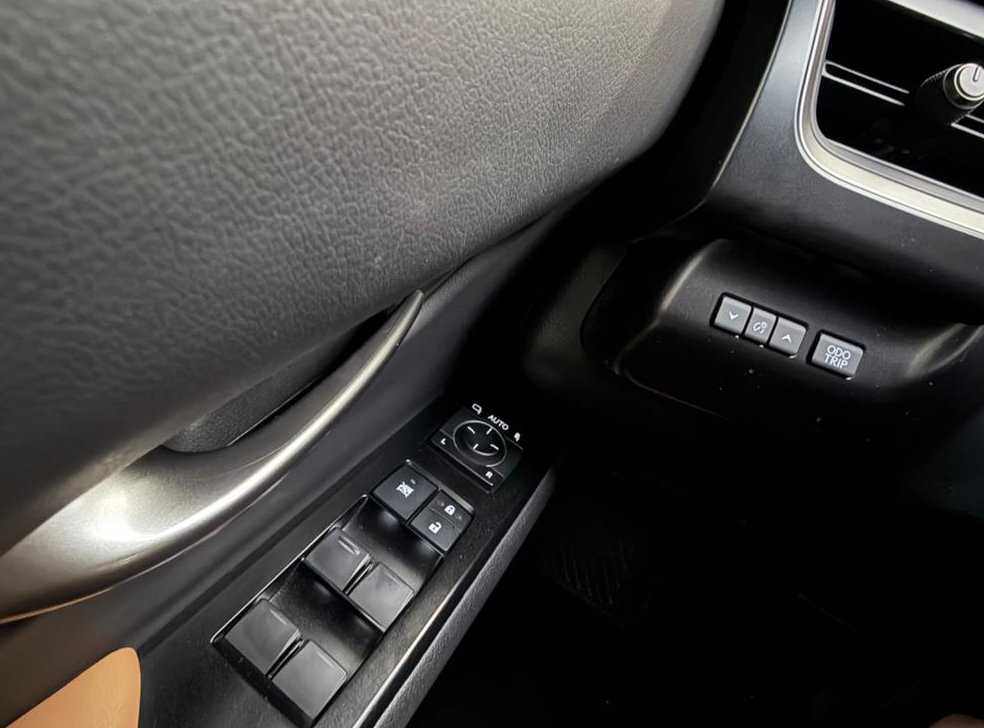 렉서스 UX 2.0 2WD 사진 18