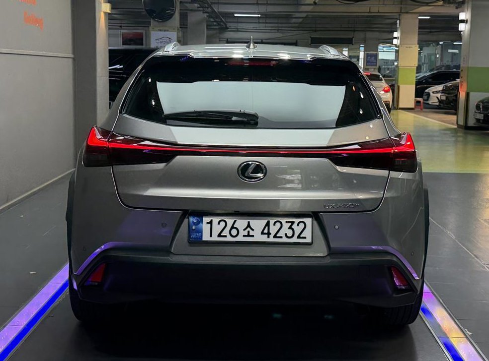 렉서스 UX 2.0 2WD 사진 4