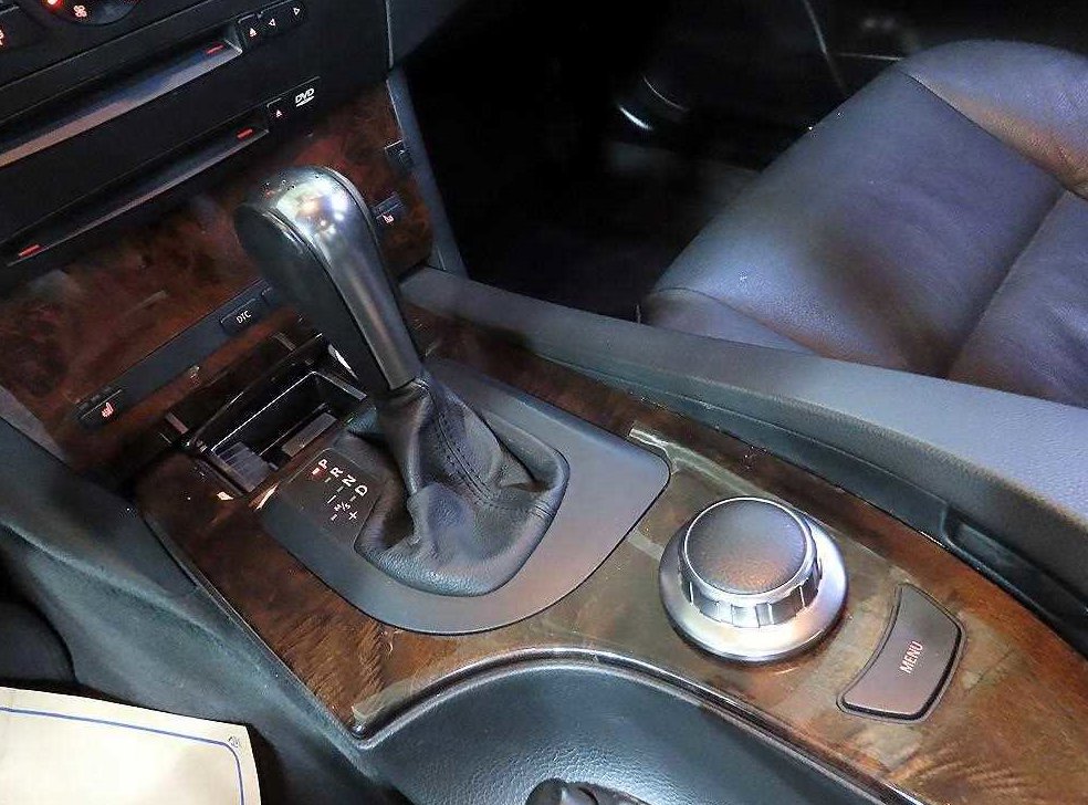 BMW 5시리즈 523i 사진 12