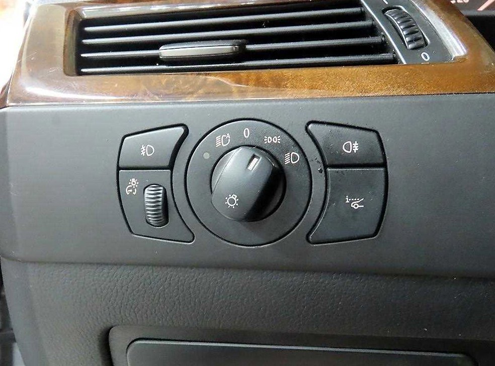 BMW 5시리즈 523i 사진 14