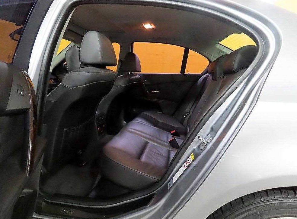 BMW 5시리즈 523i 사진 16