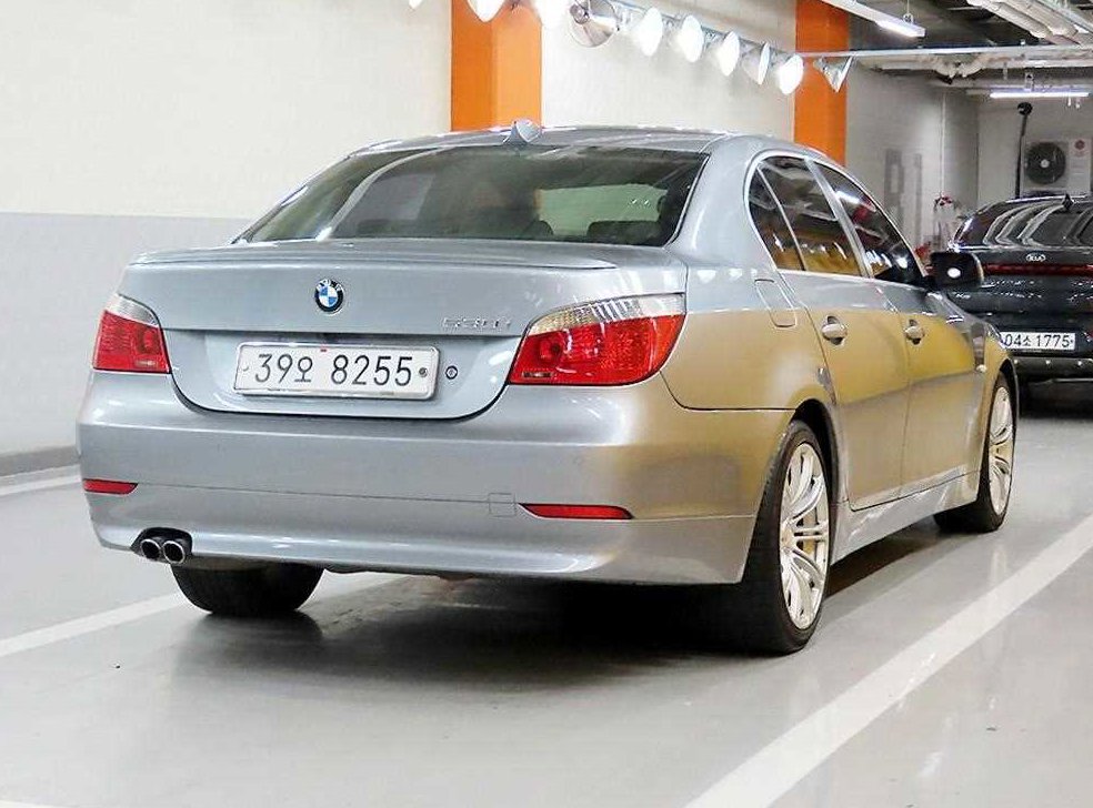BMW 5시리즈 523i 사진 3