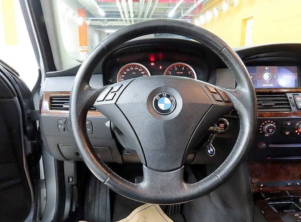 BMW 5시리즈 523i 사진 5