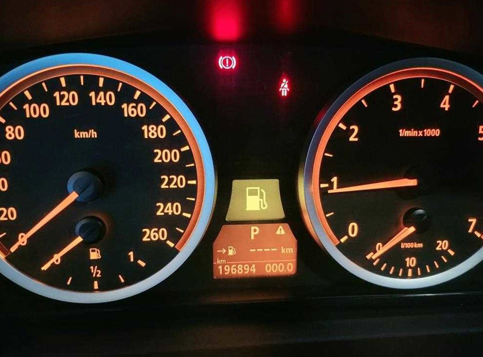 BMW 5시리즈 523i 사진 9