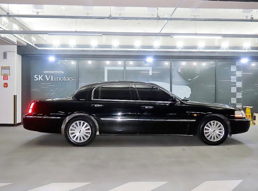 링컨 타운카 4.6 V8 사진 3