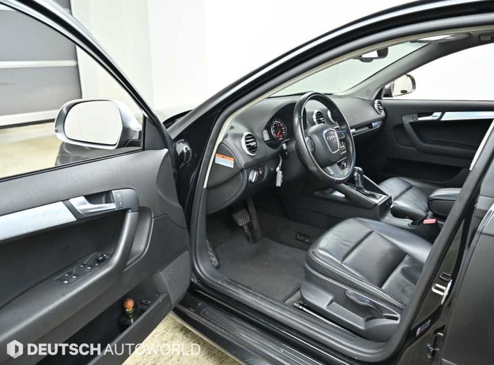 아우디 A3 2.0 TFSI 사진 11