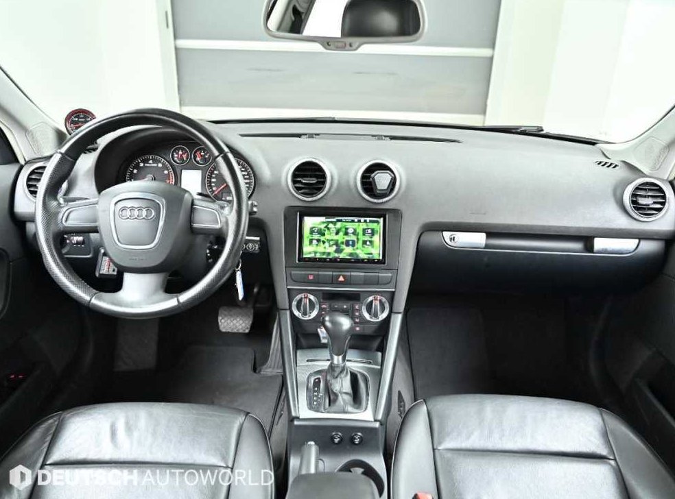 아우디 A3 2.0 TFSI 사진 7