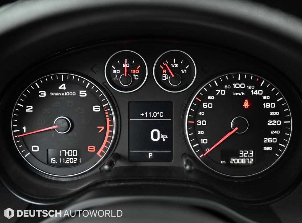 아우디 A3 2.0 TFSI 사진 8