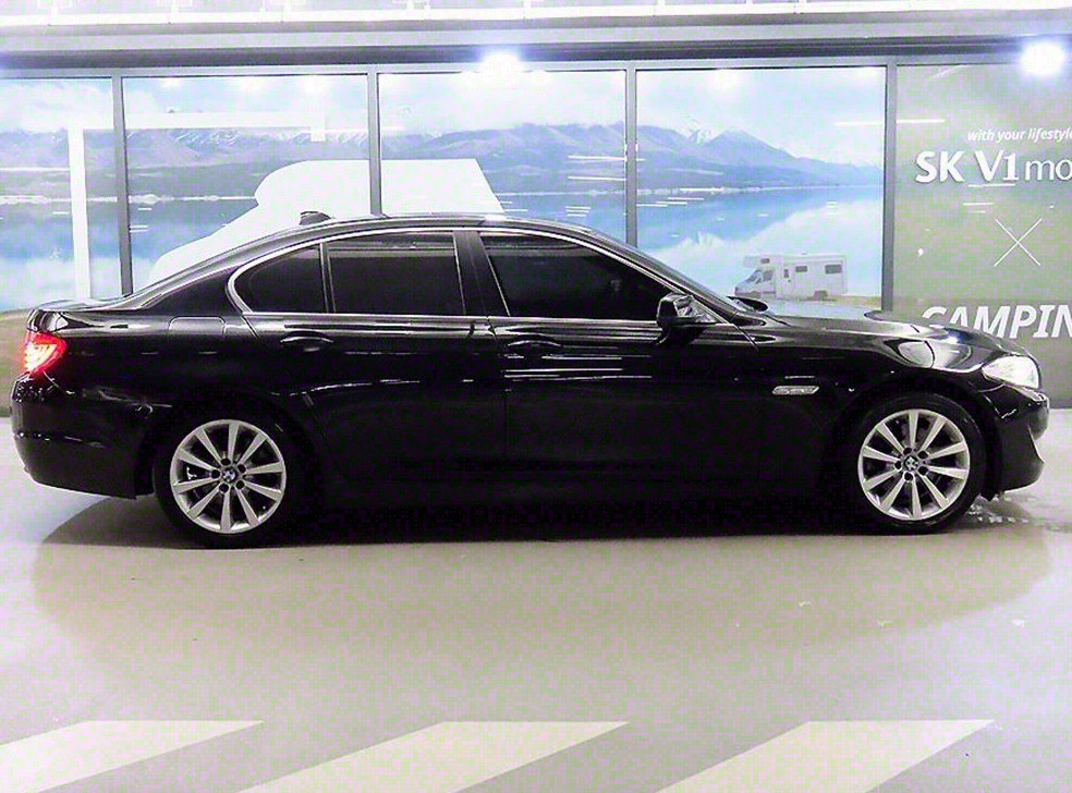 BMW 5시리즈 528i 사진 3