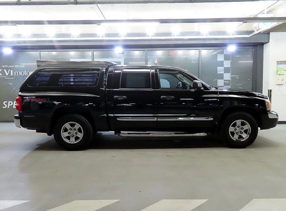 다찌 다코타 QUAD CAB 4X4 사진 3