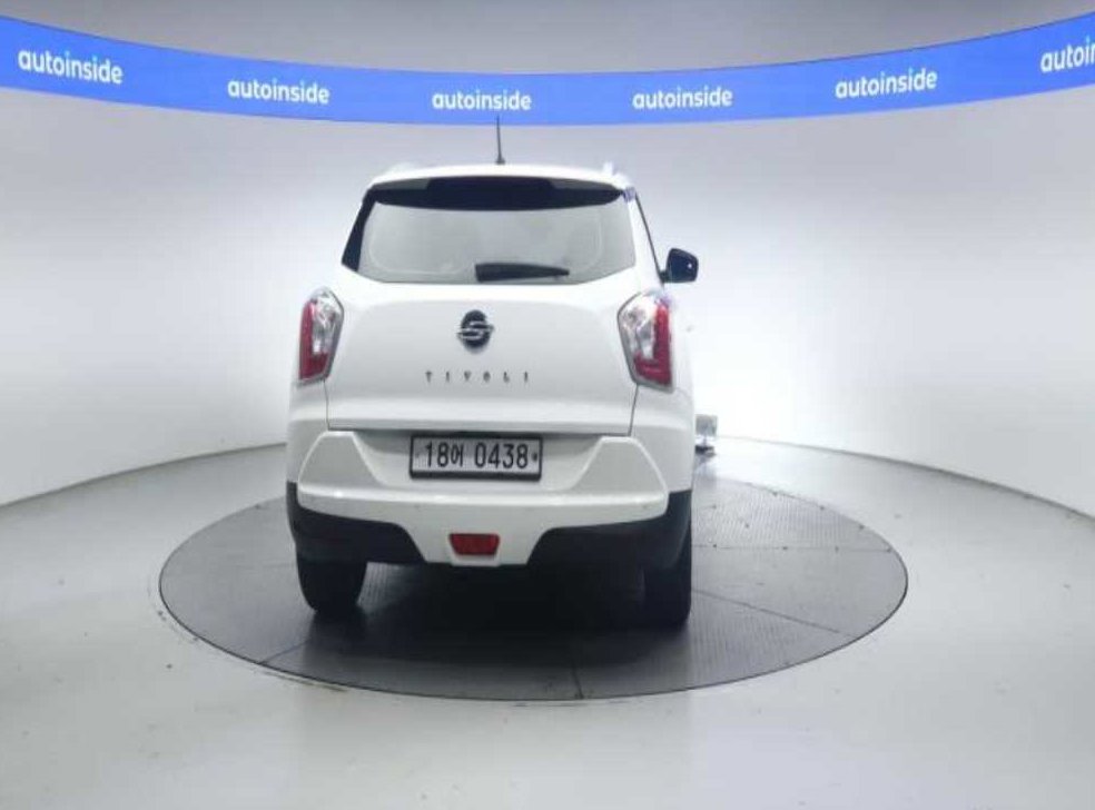 KG모빌리티(쌍용)  티볼리 가솔린 2WD 1.6 VX 사진 4