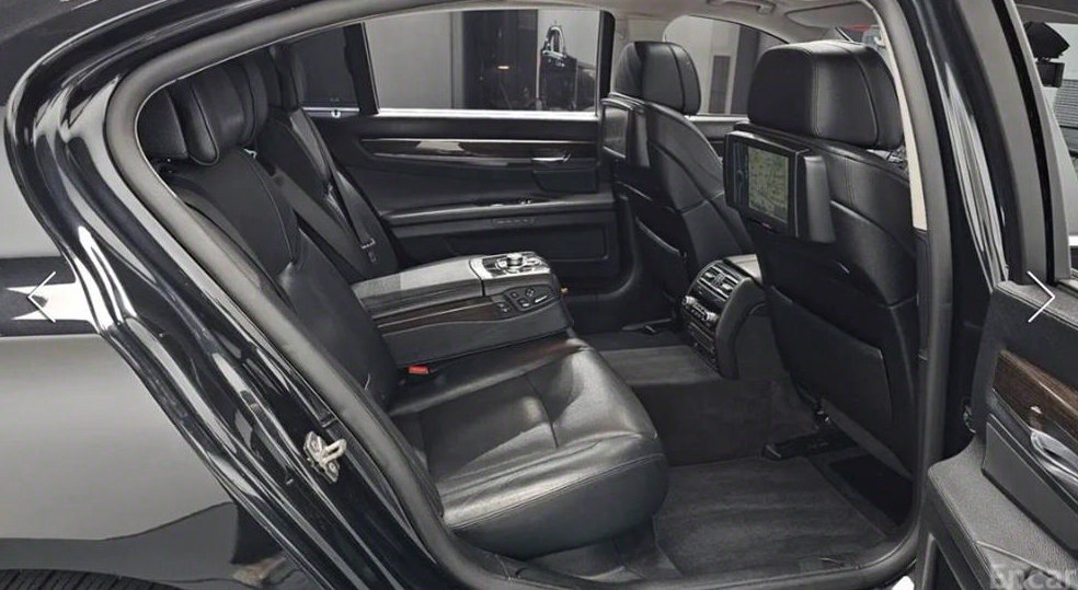 BMW 7시리즈 750 사진 7