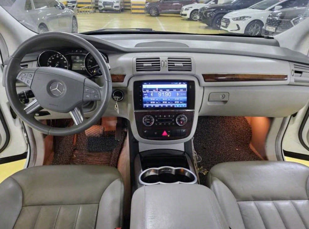 벤츠 R 클래스 R500 4MATIC 사진 13