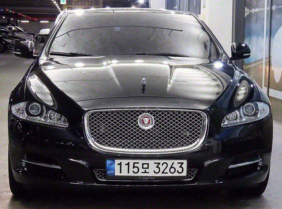 재규어 XJ 3.0D 사진 2