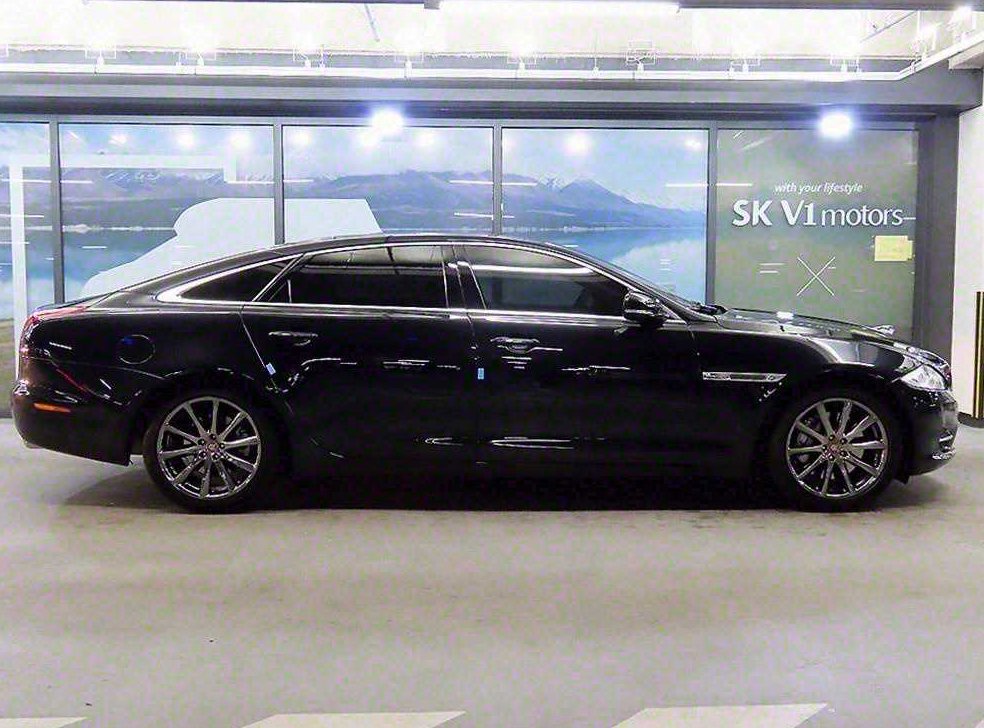 재규어 XJ 3.0D 사진 3
