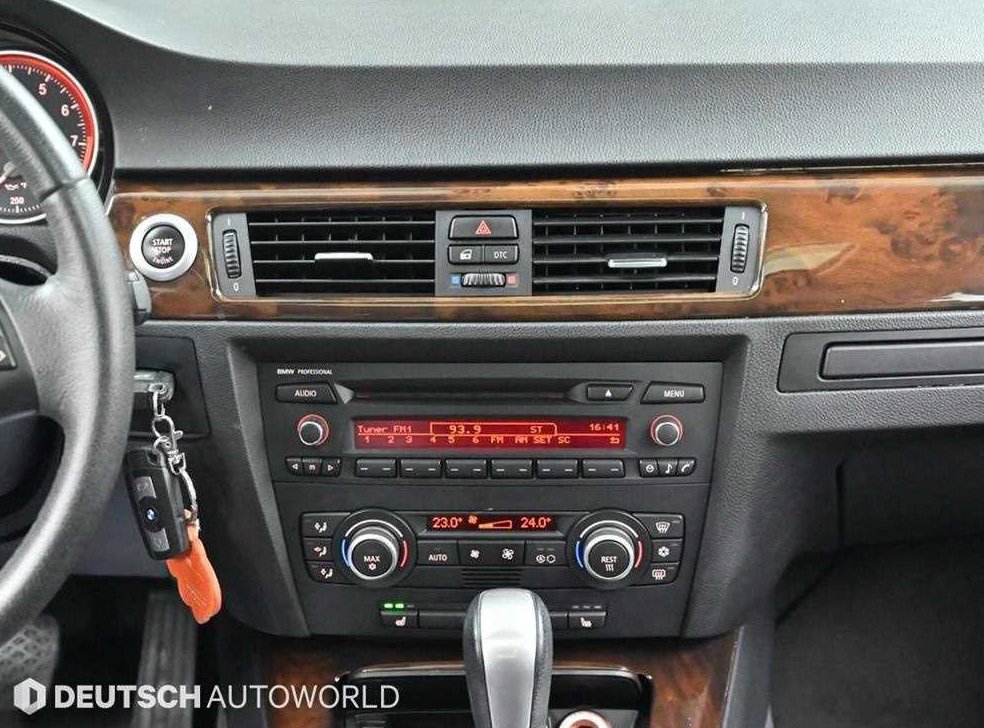 BMW 3시리즈 335i 세단 사진 14