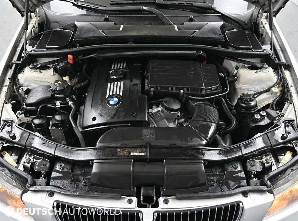 BMW 3시리즈 335i 세단 사진 6