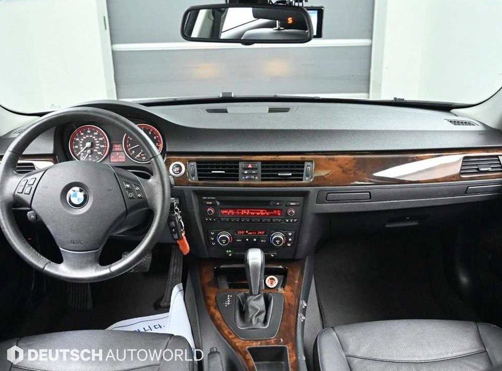 BMW 3시리즈 335i 세단 사진 7