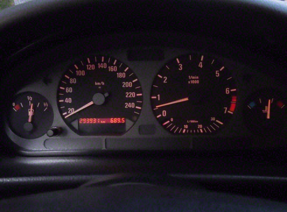 BMW 3시리즈 323I 세단 사진 5