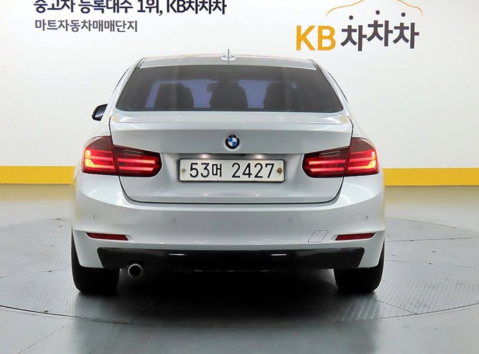 BMW 3시리즈 320d 사진 3