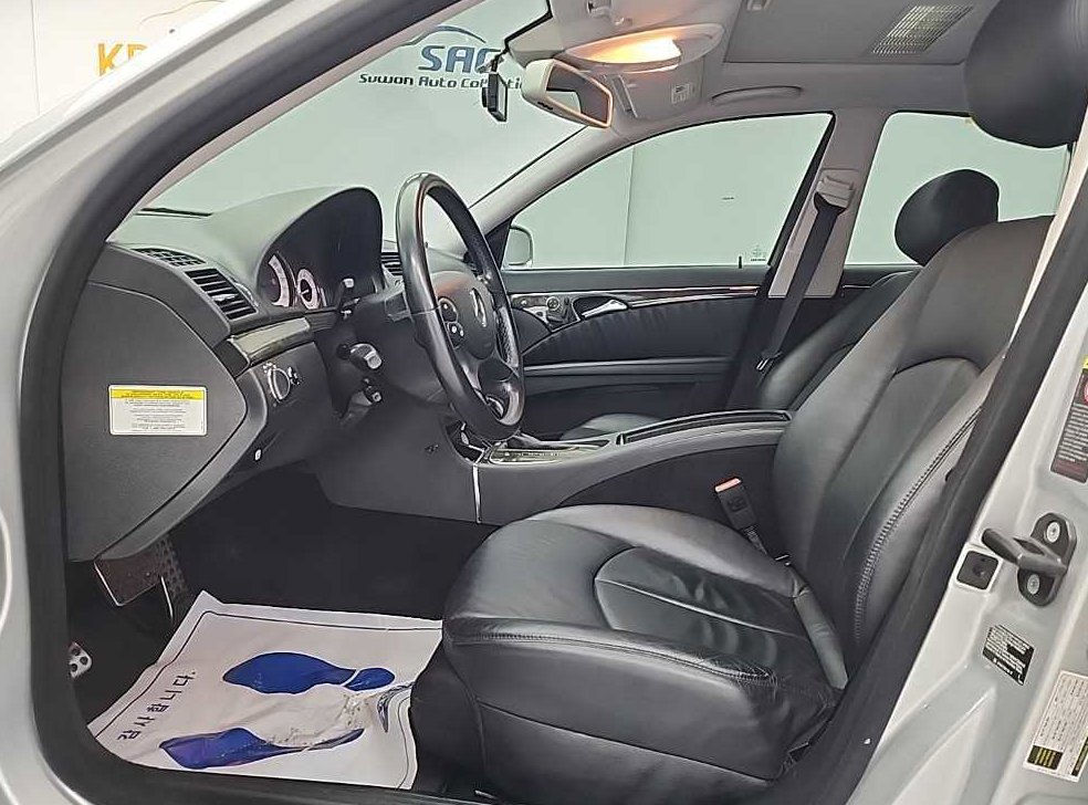 벤츠 E 클래스 E350 4MATIC 사진 11