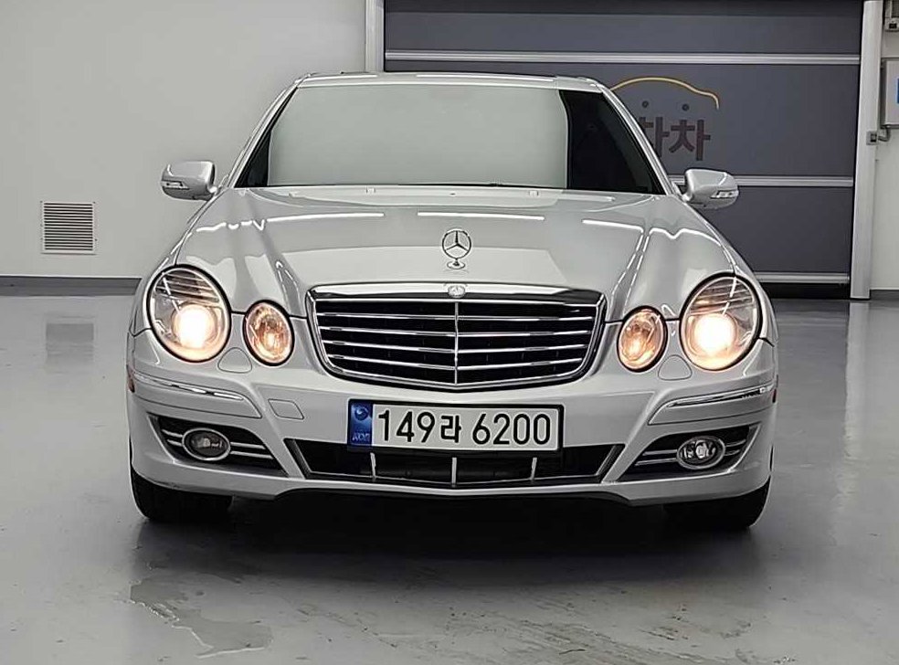 벤츠 E 클래스 E350 4MATIC 사진 2