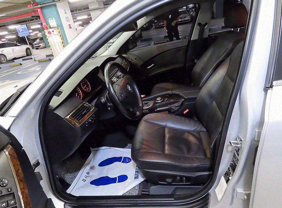 BMW 5시리즈 523i 사진 6