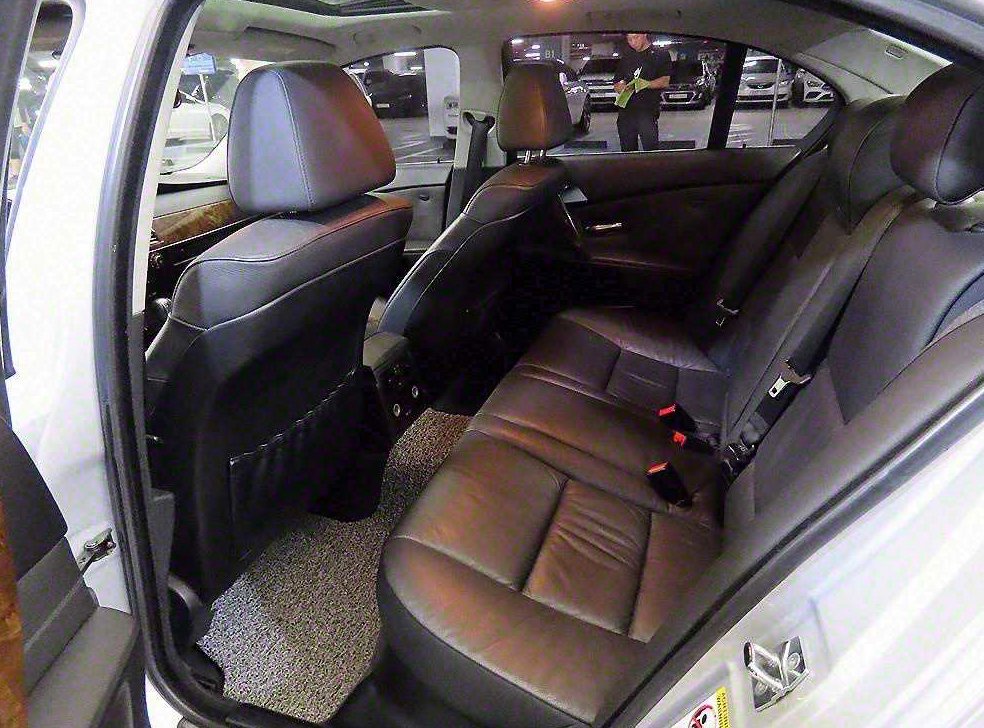BMW 5시리즈 523i 사진 7