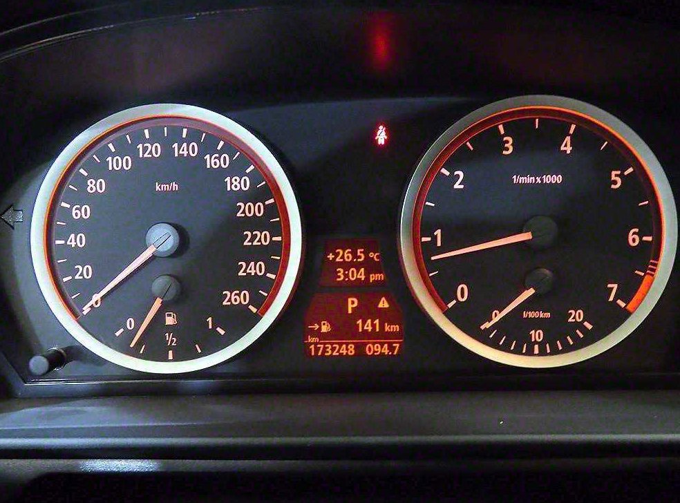 BMW 5시리즈 523i 사진 9