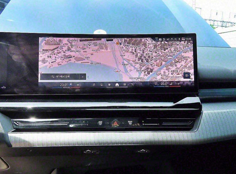 BMW 5시리즈 520i 사진 13