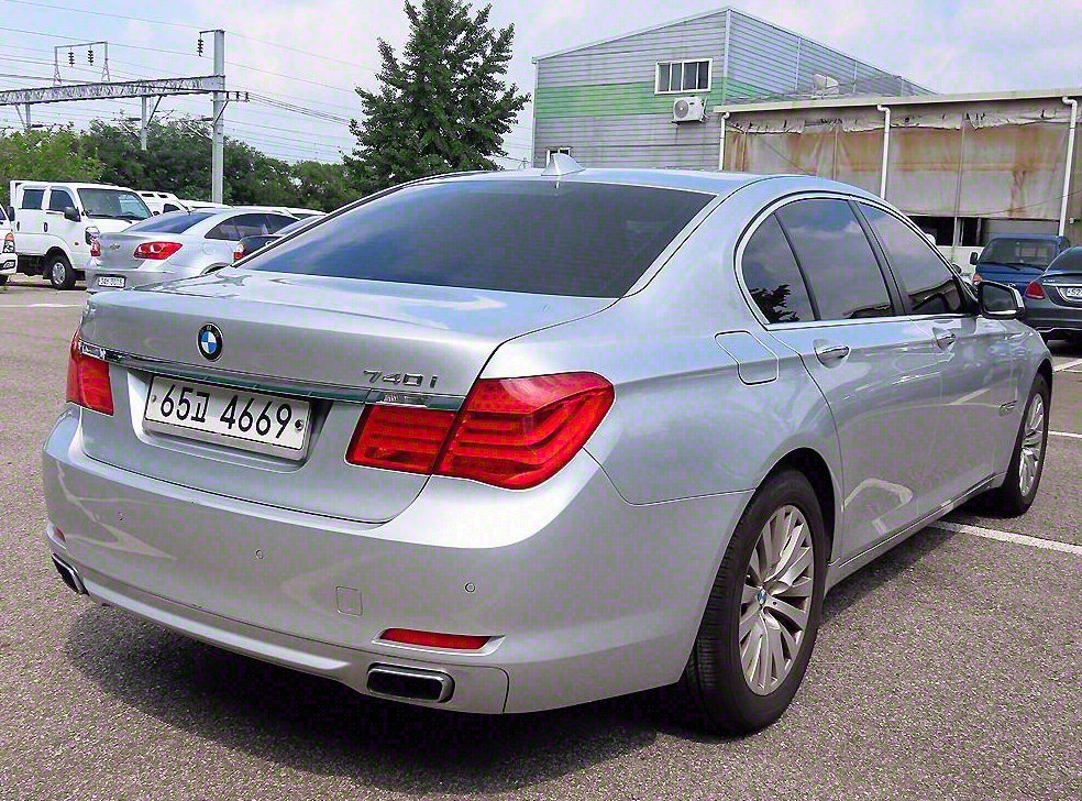BMW 7시리즈 740 사진 3