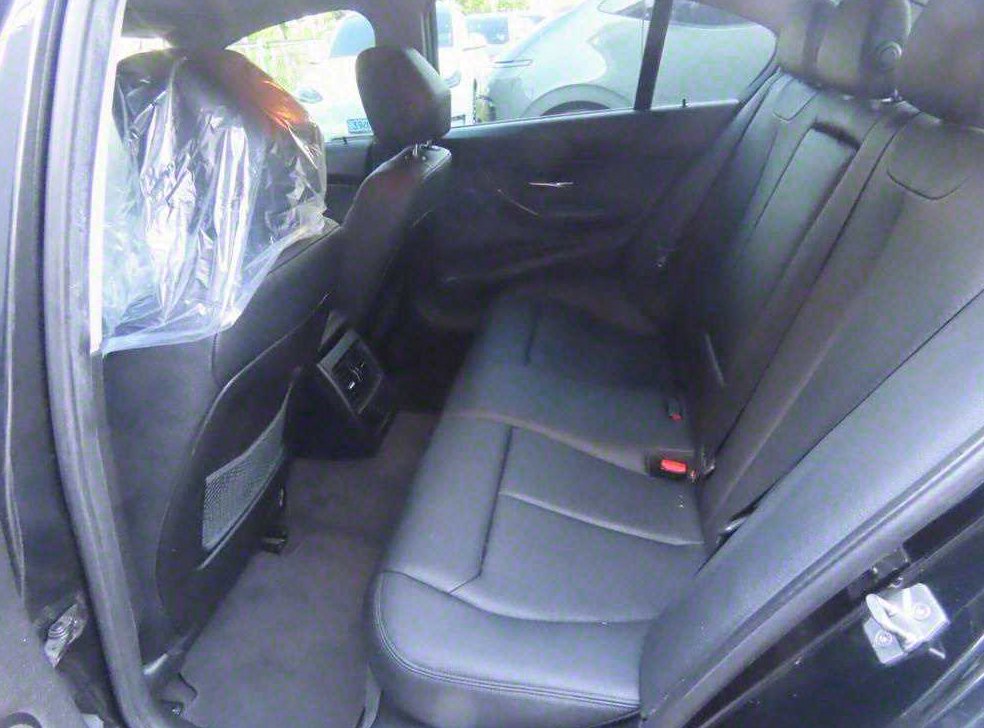 BMW 3시리즈 320d 사진 9