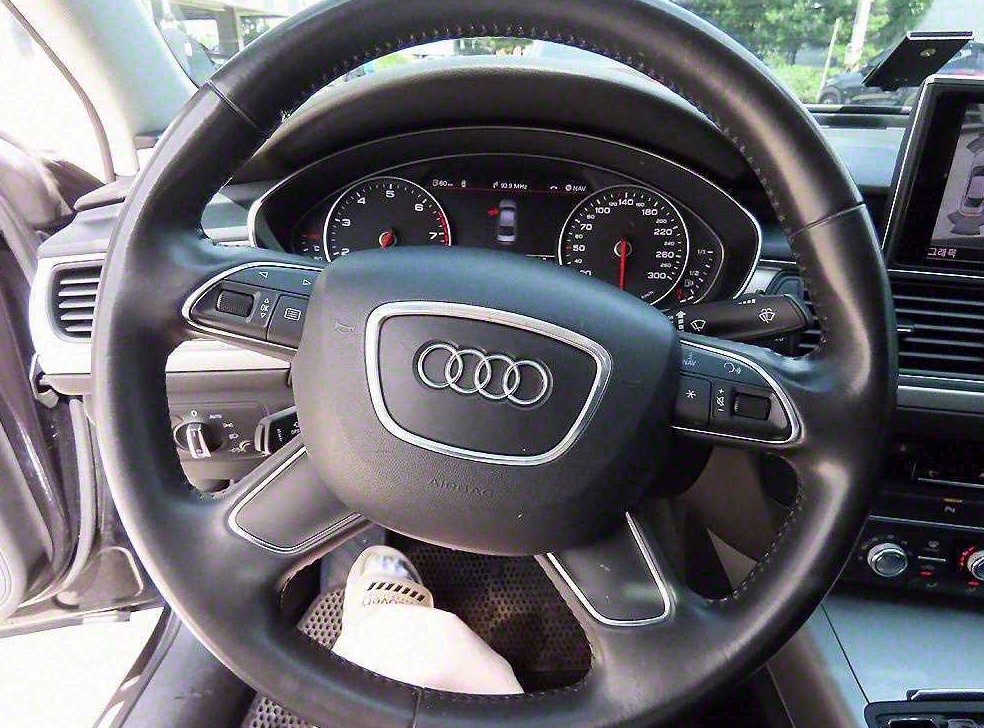 아우디 A6 3.0 TFSI 콰트로 사진 8