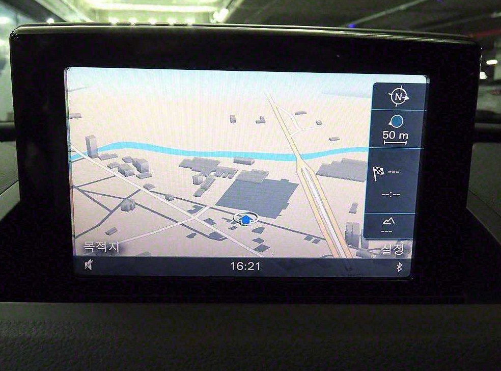 아우디 Q3 2.0 TDI 콰트로 사진 14