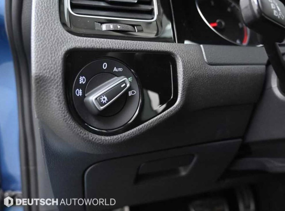 폭스바겐 골프 2.0 TDI 사진 16
