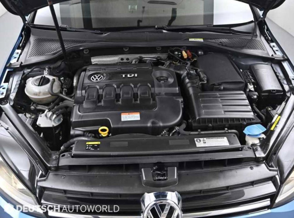 폭스바겐 골프 2.0 TDI 사진 6