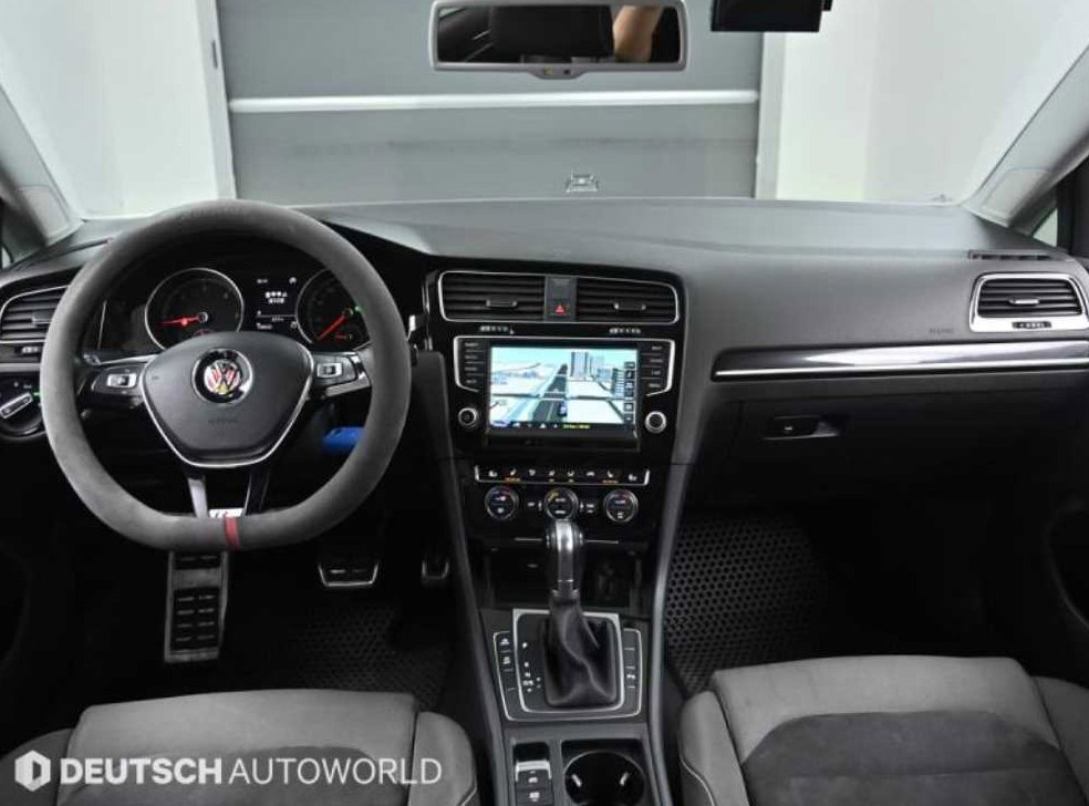 폭스바겐 골프 2.0 TDI 사진 7