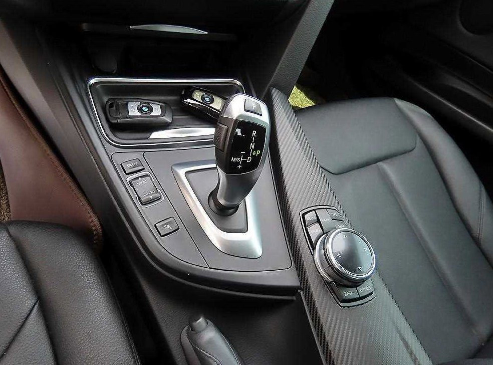 BMW 그란투리스모 GT 320D xDrive 사진 11