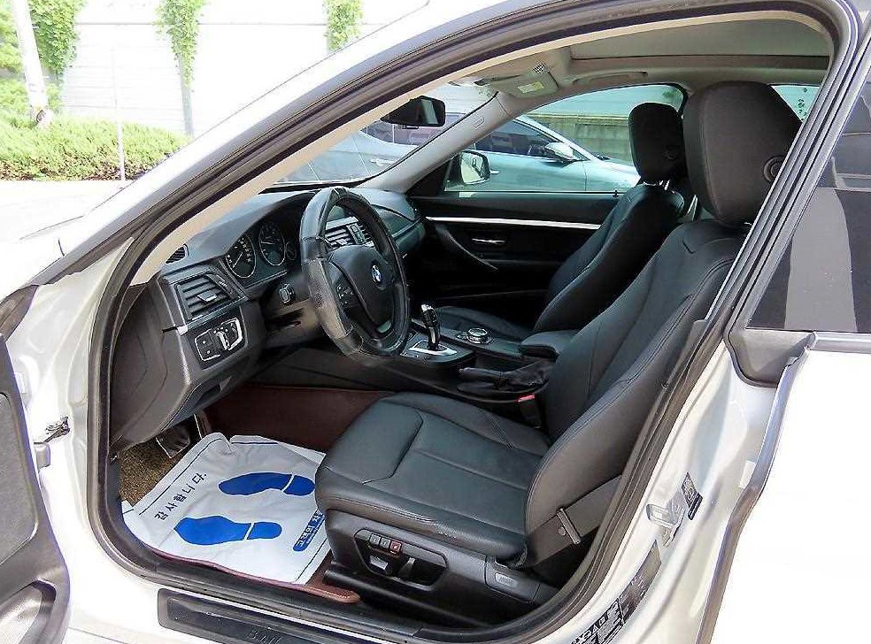 BMW 그란투리스모 GT 320D xDrive 사진 5