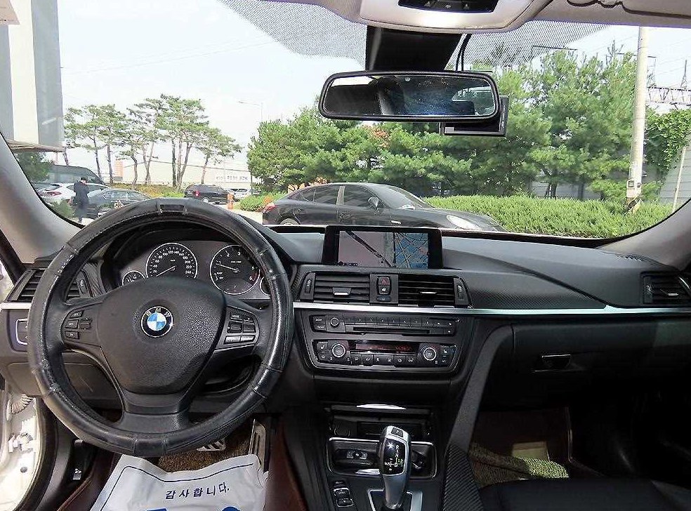 BMW 그란투리스모 GT 320D xDrive 사진 7